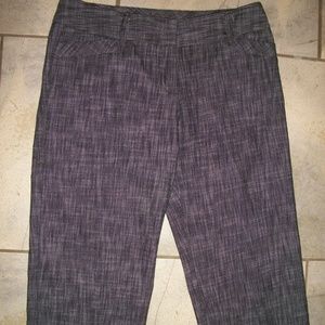 BCX Gray Womans Long Shorts Crop Pants Capris M